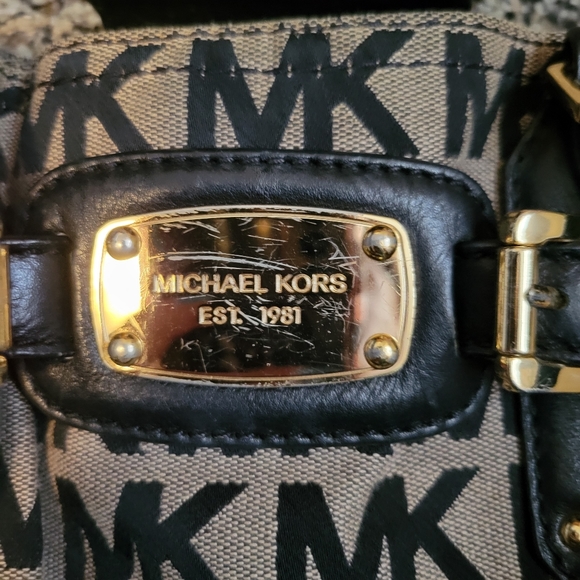MICHAEL KORS tote - Picture 4 of 5